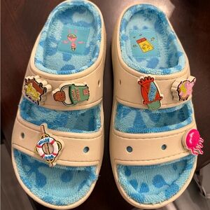 Crocs Spongebob Squarepants Cozzzy Terry Sandal